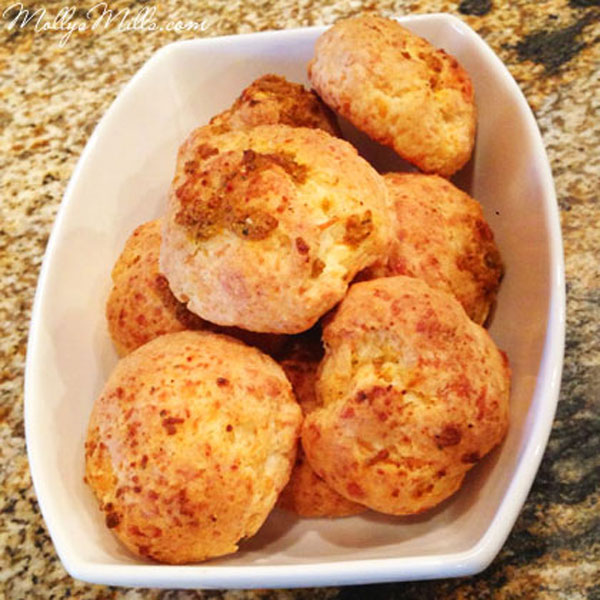 Garlic Cheddar Biscuits